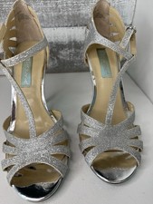 Blue by Betsey Johnson Barie silver glitter high heel sandals Size 7.5 New Years