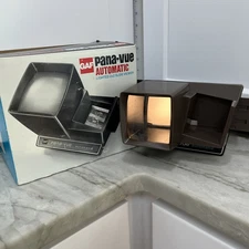 Vintage Gaf Pana-Vue 2 Lighted 2 x 2 Slide Viewer w/ Original Box