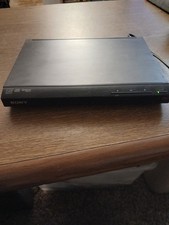 Sony Progressive Scan CD and DVD Player in Black  DVP-SR210P