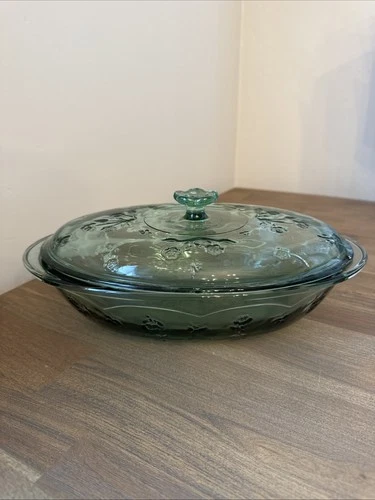 Vtg Anchor Hocking Oven-Proof Green Glass Covered Casserole Dish Floral Design