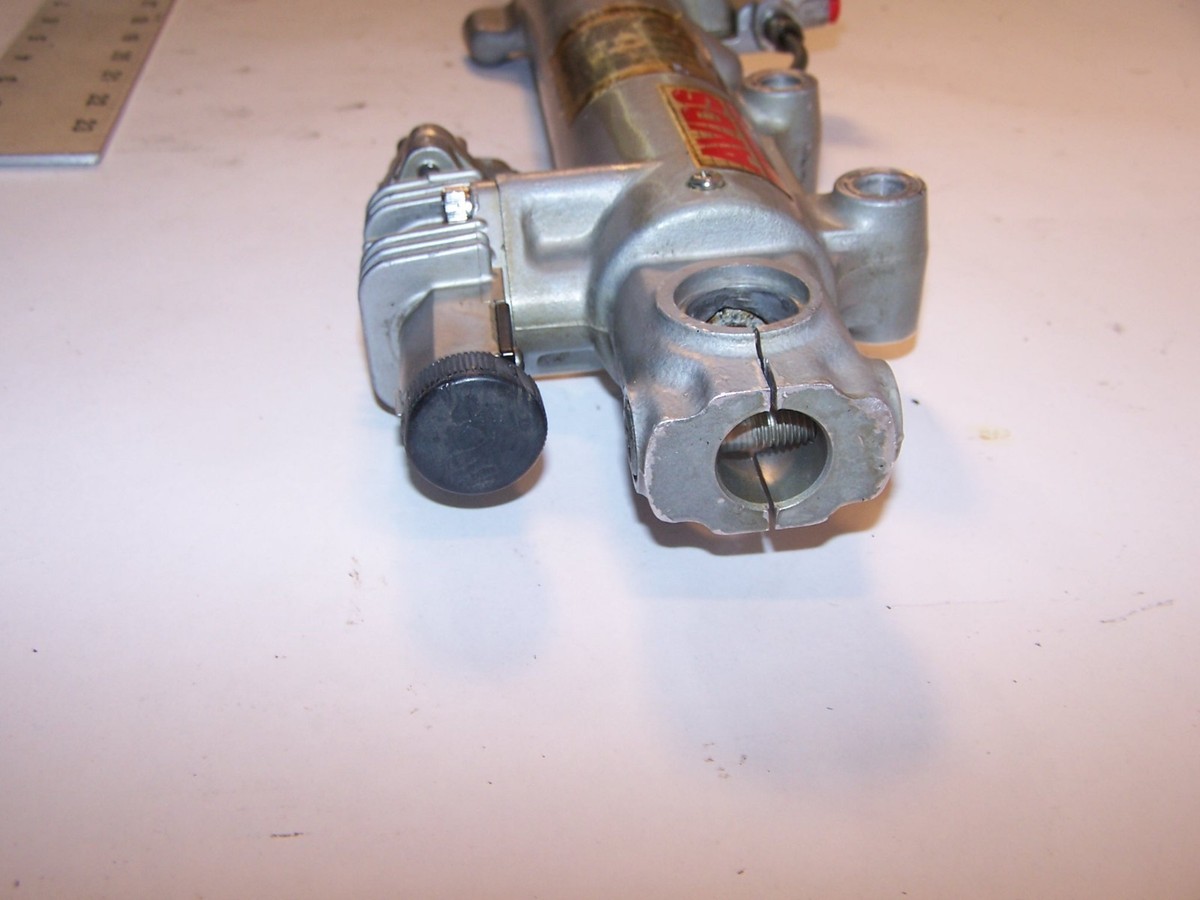 KAWASAKI ZX1000 FRONT LEFT FORK 44005-1228 ZX 1000 NINJA ZX10 1986