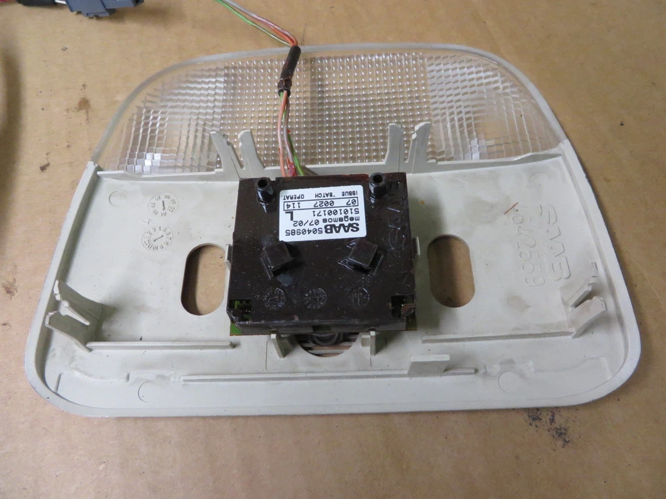 SAAB 9 3 SAAB 9-3 1999-2005 CONSOLA AÉREA con LUCES + MÓDULO # 5040985 BRONCEADO Foto 4 de 4