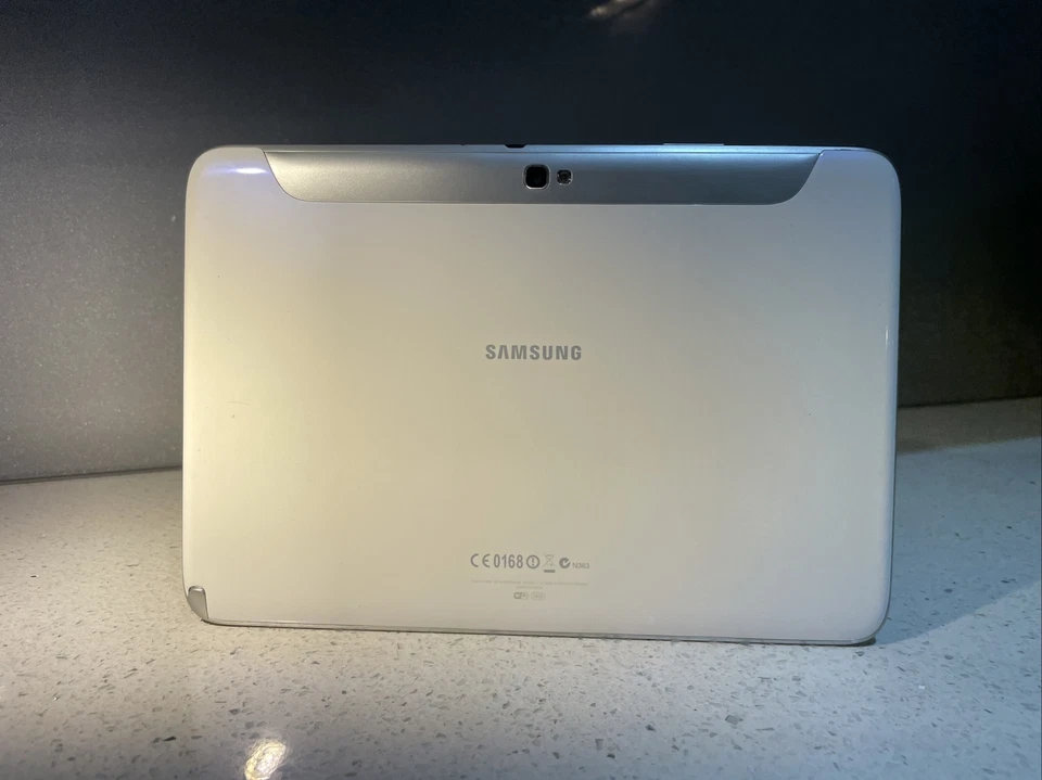 Samsung Galaxy Note 10.1 WIFI, 16GB GT-N8010, Android + Screen Protector #367 - Image 3 of 4