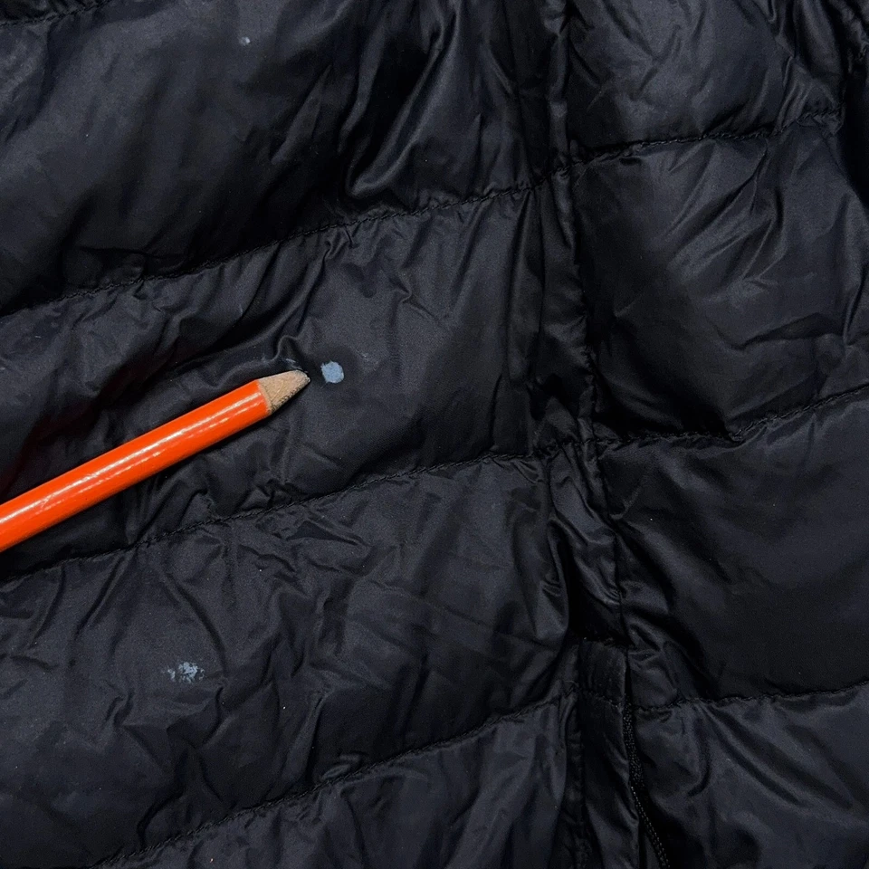 Hawke and Co Duck Down Vest Mens Medium Black Quilted Pockets Hunt Walk Hike - Image 3 of 4