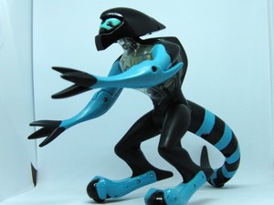 ben 10 xlr8 figure