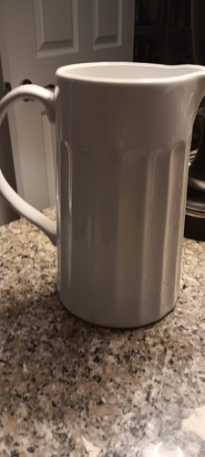 Christmas Pitcher - Picture 4 of 4