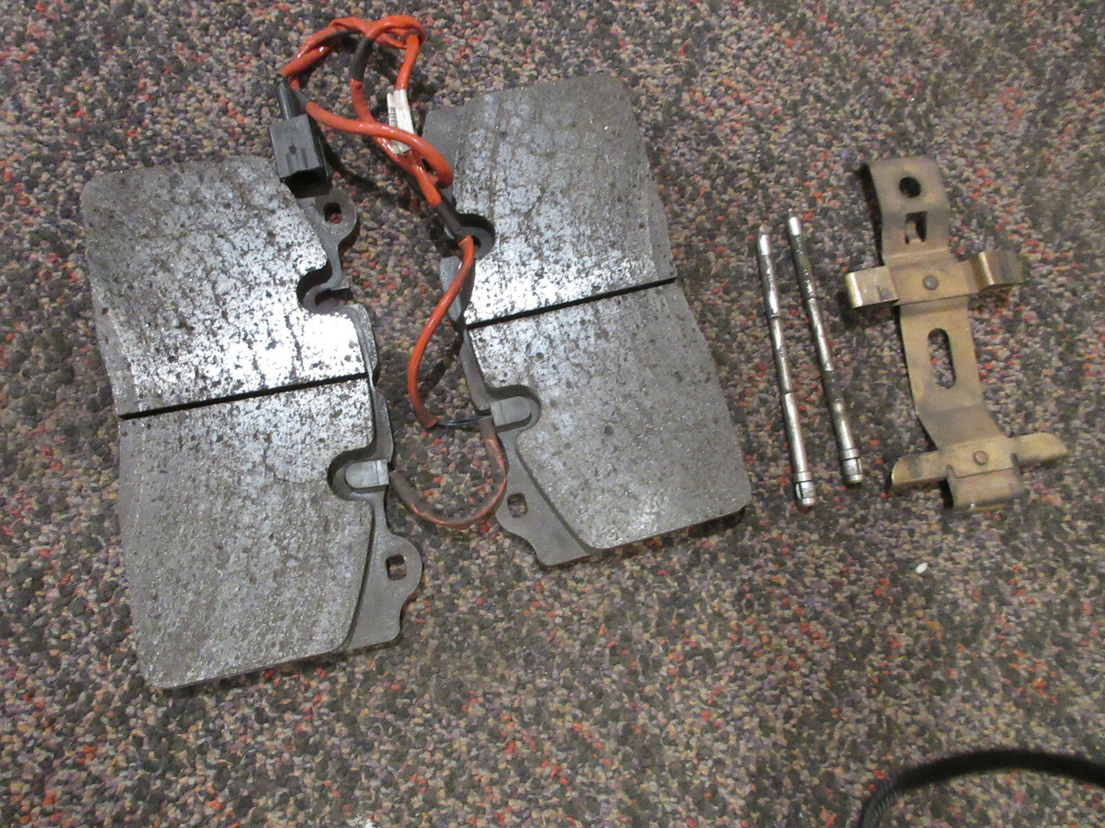 Ferrari 458 Italia/ Spider Front Brake Pads With Spring & Pins - P/N 70001668