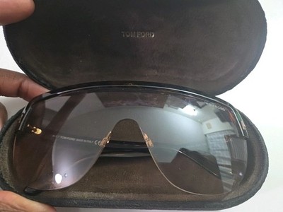 Tom Ford Men's Angus-02 TF560 Shield Sunglasses 142mm + Case Need Nose pad -Nice