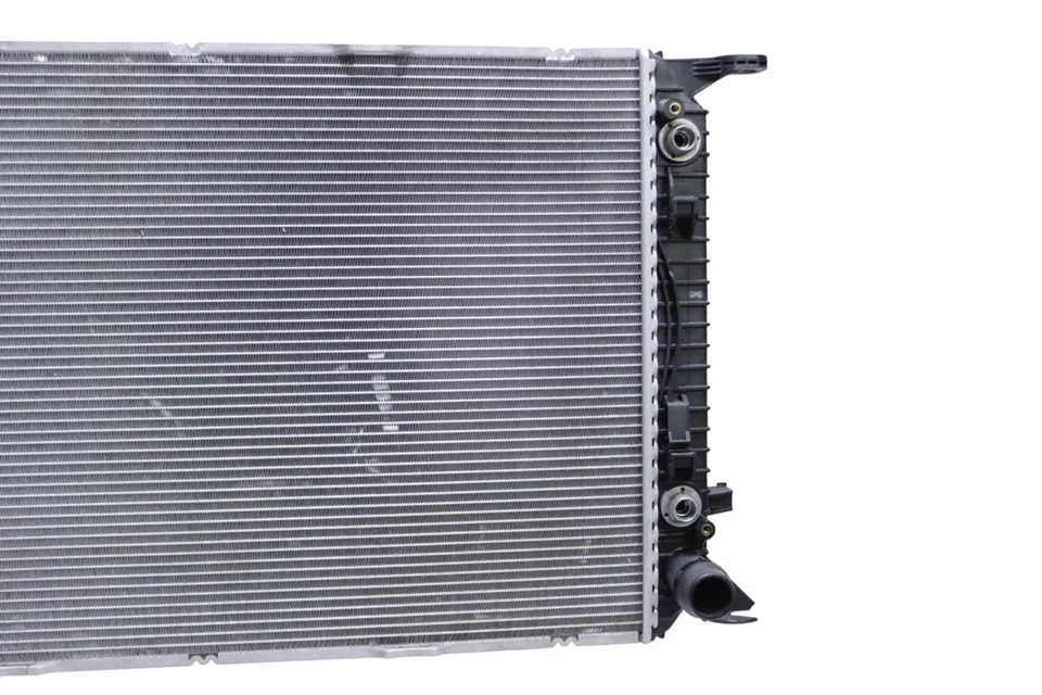 Radiador refrigerante motor delantero Audi SQ5 Q5 2013 2014 2015 2016 2017 OEM Foto 2 de 4