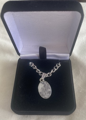 NEW Sleep Token Oval Pendant Symbol Necklace - Picture 1 of 2
