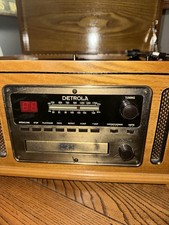 Vintage Oak Detrola Record-CD-Cassette-Am/Fm Player W/ Music