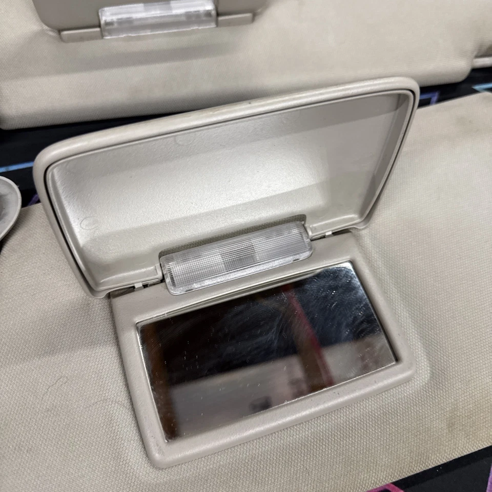 2006-2010 Jeep Commander XK Sun Visors Pair Grey Gray - Image 3 of 4