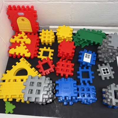Huge Little Tikes Daycare Preschool Lot 4'' Waffle Blocks 94 Pc Lot Track Doors