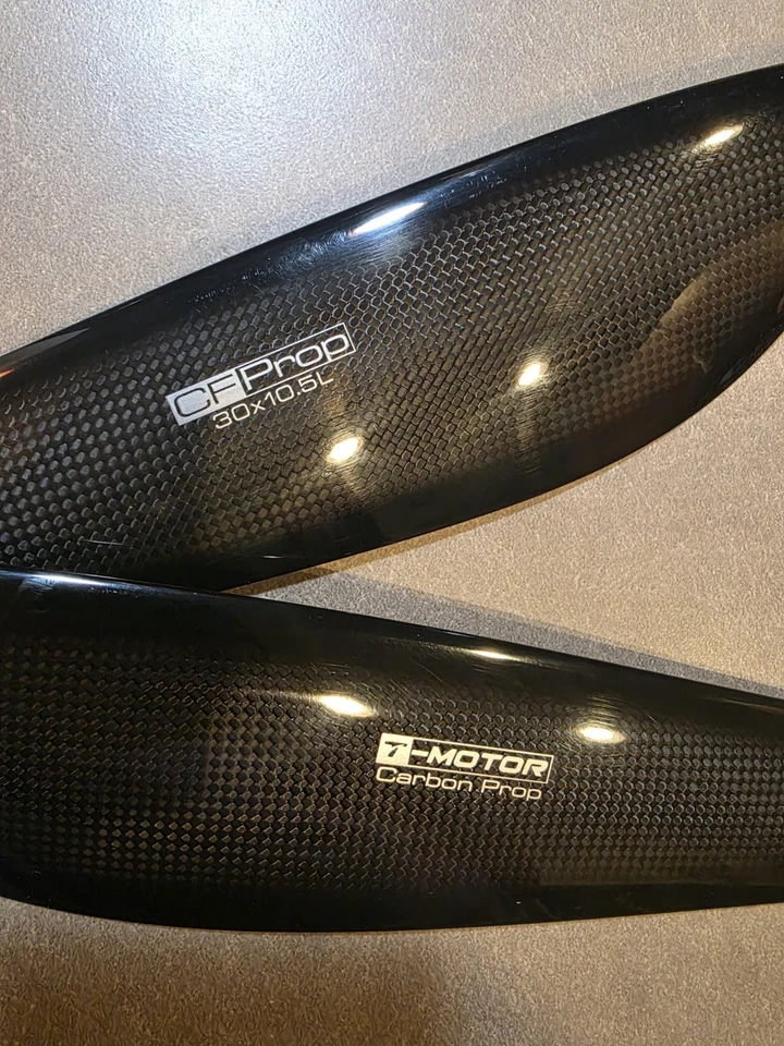 Carbon fiber Prop, G30*10.5 Prop-2PCS/PAIR - Image 3 of 4
