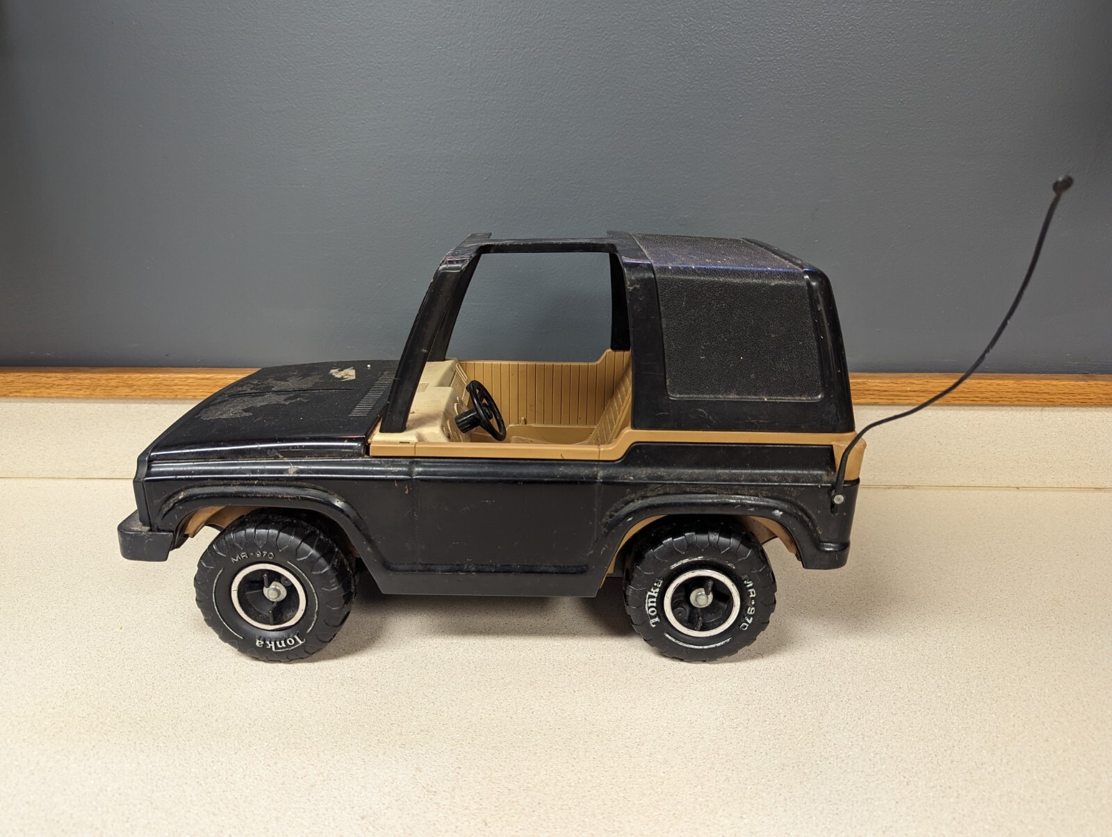 Vintage 1979 Metal Tonka MR970 Bronco Blazer Jeep Made In USA Black