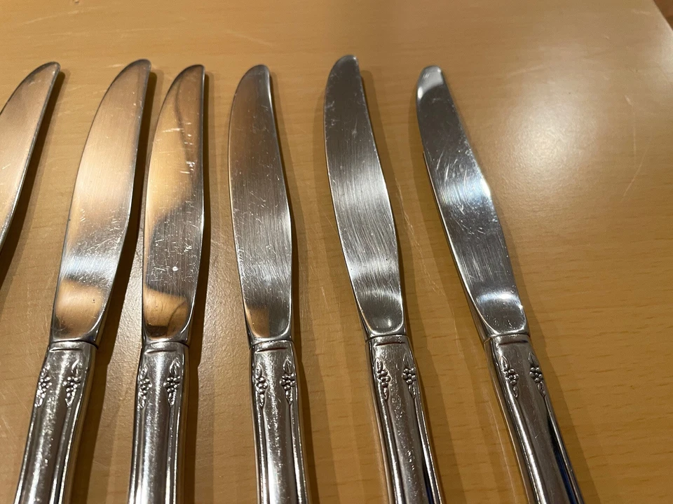 Lote de 9 cuchillos de cena Wm A Rogers Deluxe de acero inoxidable MANSFIELD Foto 4 de 4