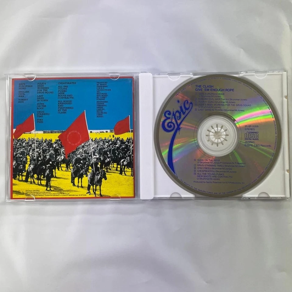 The Clash – Give 'Em Enough Rope CD Japan Edition OOP Obi 1988 Foto 3 de 3