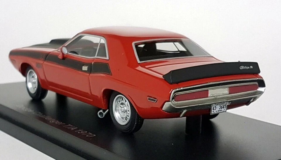 Dodge Challenger T/A 1970 Bos 1/43 - 43645 rojo/negro coche modelo resina Foto 4 de 4