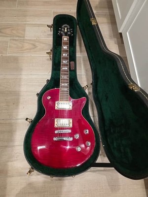 Guild Bluesbird Circa 2002 - Transparent Cherry Red with Original Hard Case