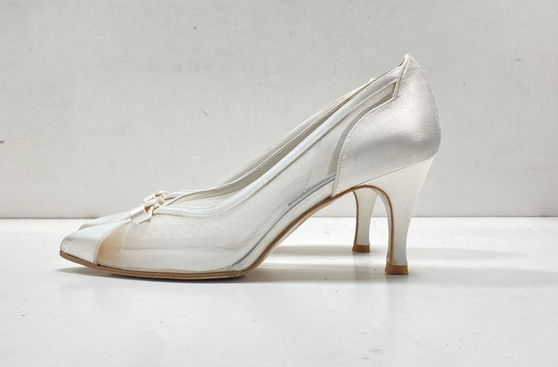 Stuart Weitzman Women's Heel 17371 White Satin Mesh Slip-On Size 6.5