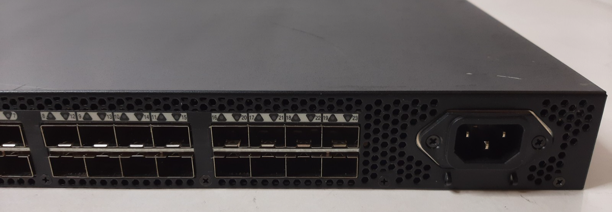 IBM 8960 F24 50 8960-F24 24 Port IBM STORAGE NETWORKING SAN24B 6