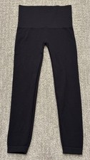SPANX Look at Me Now Seamless Cropped Legging Women  s Medium