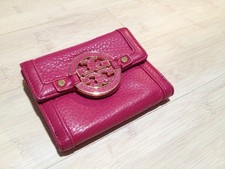 Tory Burch Amanda Bifold Wallet Pebble Leather Card Coin Zip 4.75"x3.75"x.75"