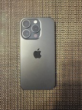 Apple iPhone 15 Pro - 128GB - Titan Schwarz (Ohne Simlock)