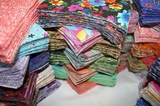 Paquete De 102 Dijes Precortados Para Ducha De Flores