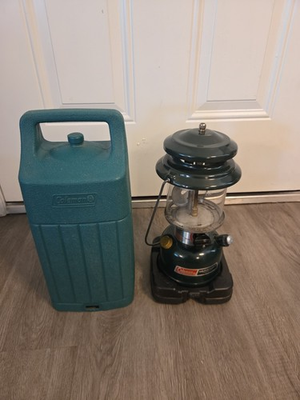 #ad Coleman Adjustable Two Mantle Lantern Model 288A With Carry Case Untested $40.00