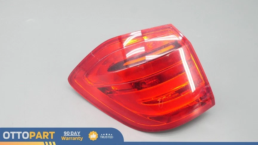 Оригинальный передний левый внешний задний фонарь для Mercedes GL450 2013-2016 годов выпуска A1669067501 - Изображение 2 из 4