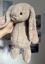 Jellycat Medium Bashful Posy Blossom Bunny Beige Floral Ears Feet Retired