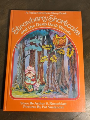 Vintage 1983 Strawberry Shortcake Deep Dark Woods Hardcover Book