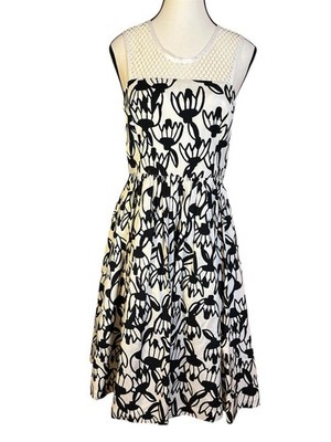Retro Silk Fit & Flare Floral Dress Black/White Mesh Yoke Women s Size Small