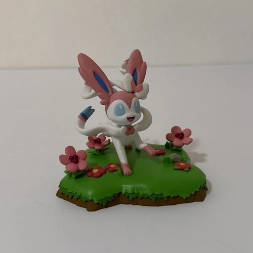 Funko Pokemon Sylveon An Afternoon With Eevee And Friends Pokemon Center Figure