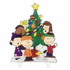 Peanuts Gang Around Tree Yard Art Outdoor Christmas Decor Hammered Metal