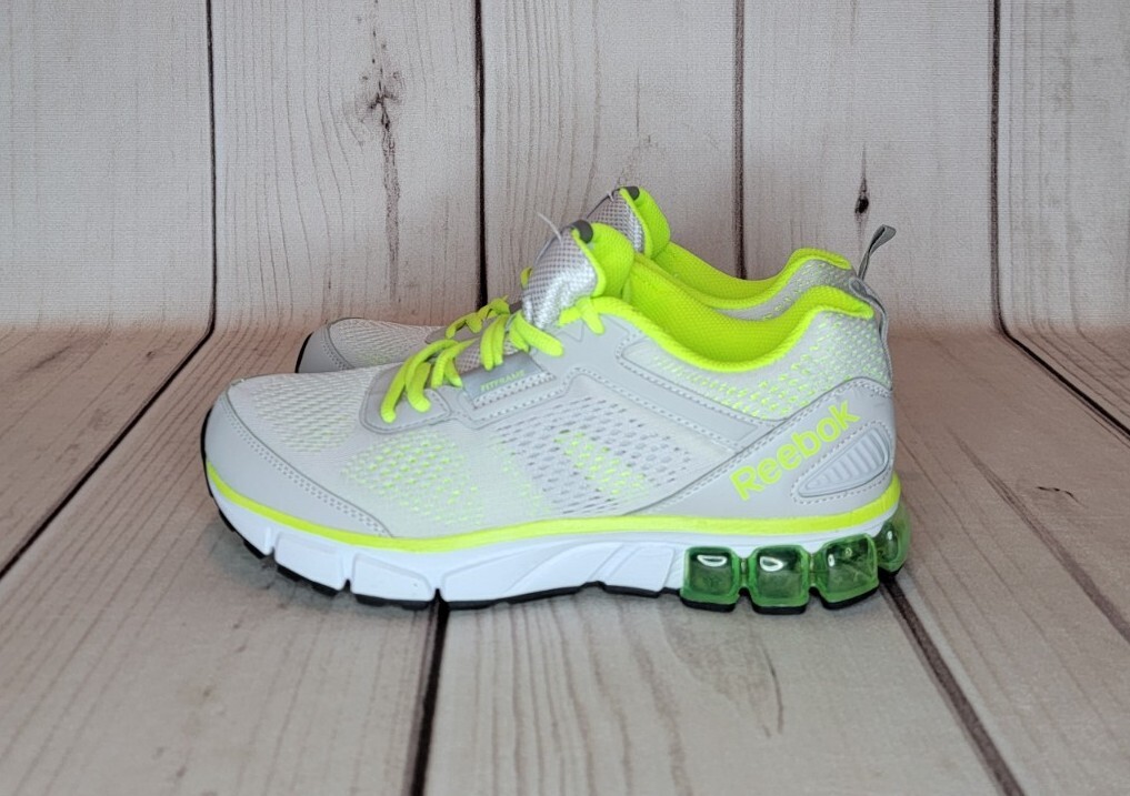 Reebok DYNAMIC BIOMECHANICS Running Shoes Women’s Size 8.5 thumbnail 4