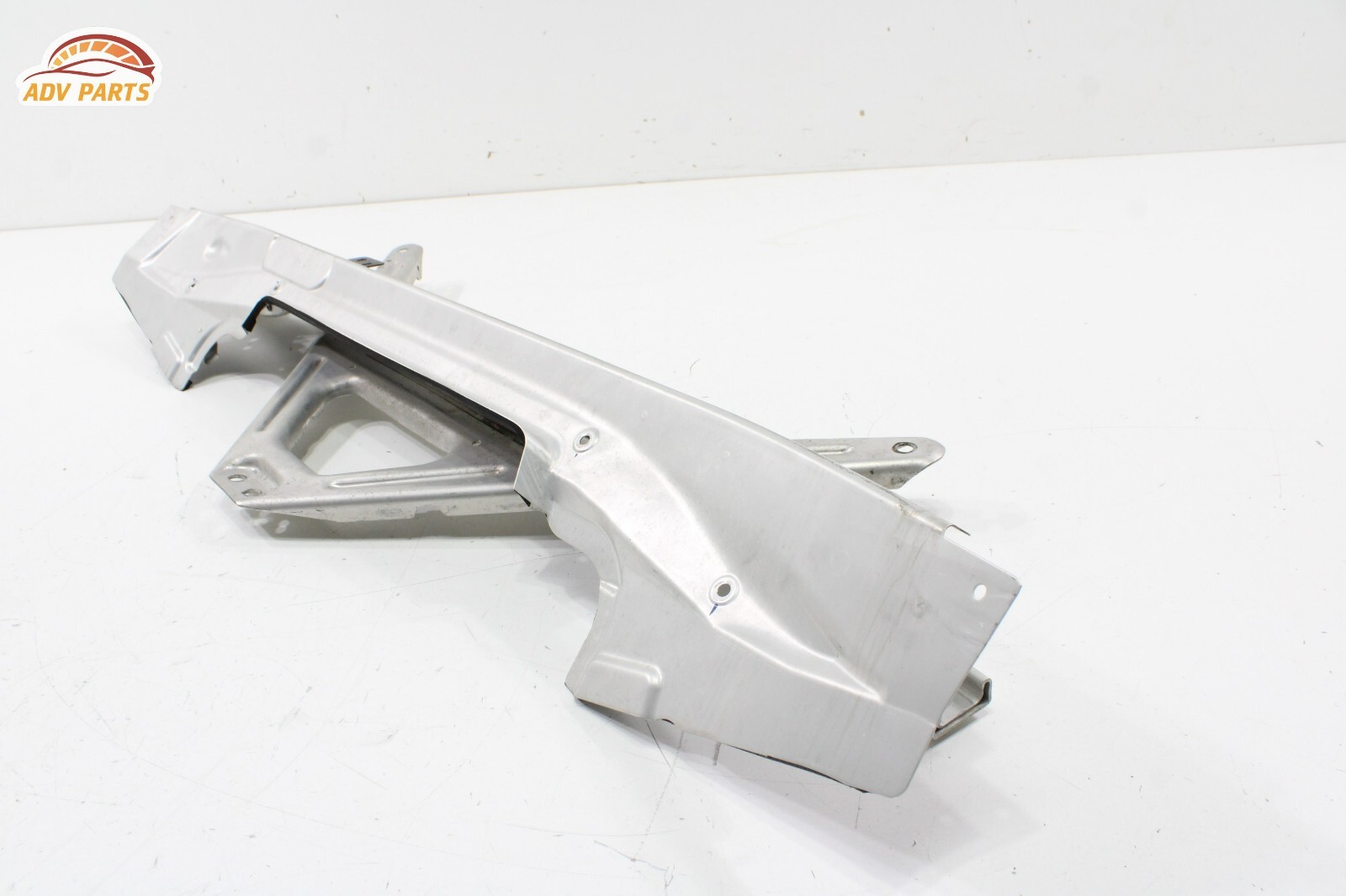 2018 - 2020 BENTLEY BENTAYGA ENGINE PARTITION ADAPTER GUARD PLATE SHIELD OEM