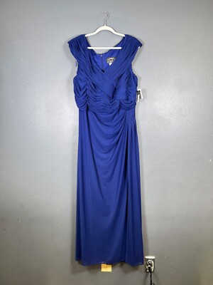 green emerald velvet dress Alex Evenings 8134311 Long Formal Evening Dress – The Dress Outlet main image 1