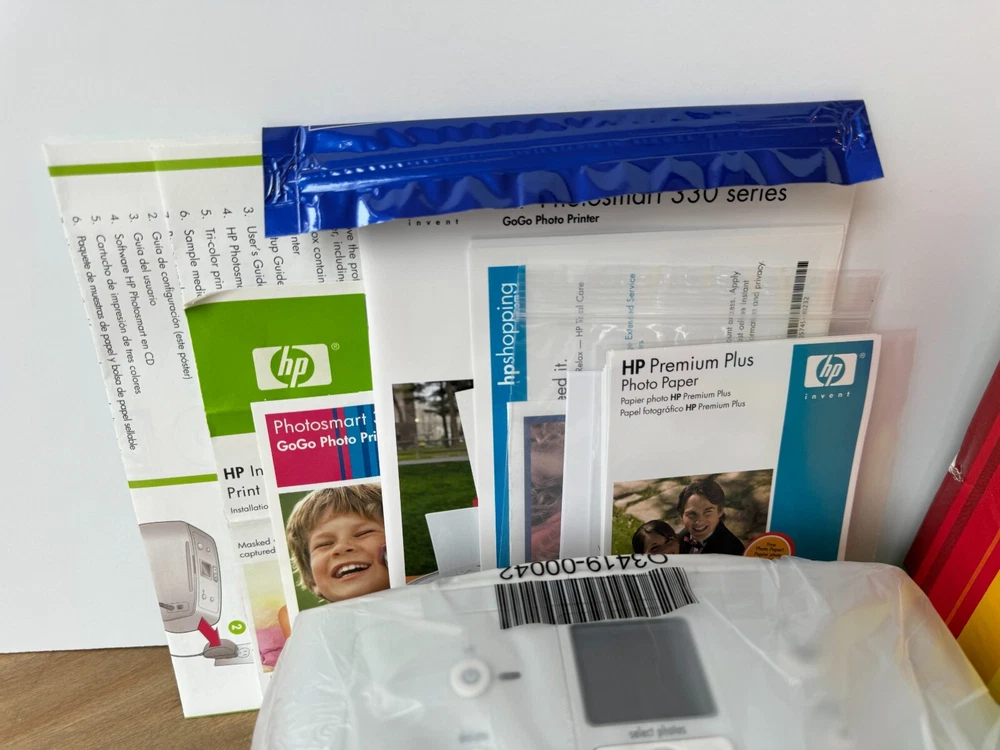 HP Photosmart 335 GoGo Photo Printer + Power Adapter, Ink, Paper - NEW OPEN BOX