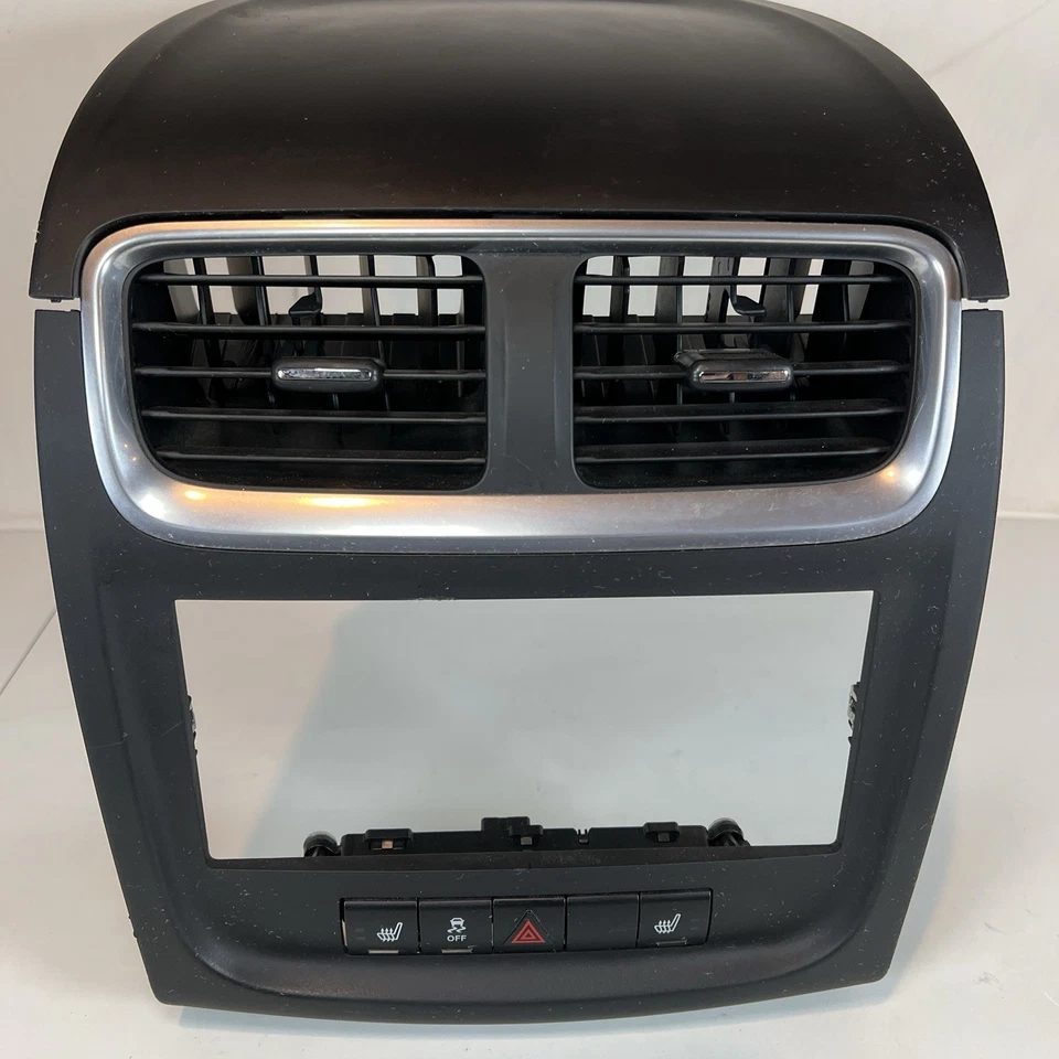 Moldura de rádio 2011-2014 Dodge Avenger painel central acabamento com painel superior e interruptores - Imagem 3 de 4