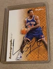 SkyBox 1996-97 Skybox Premium Autographics Charles Oakley Knicks Auto Black Ink