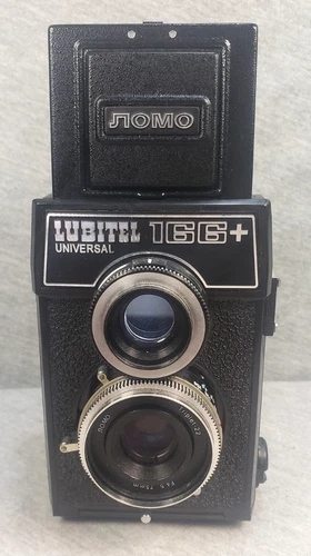 Lomography Lubitel Universal 166+ 35mm TLR Film Camera Estate Fresh