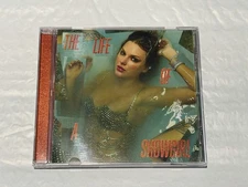 Taylor Swift “The Life of a Showgirl” CD