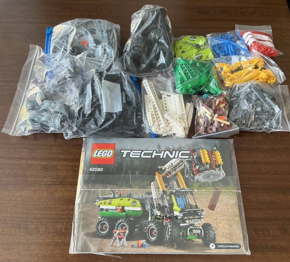 LEGO Technic 42080 Forest Machine 1003pc Complete Set w/ Instruction Manual, photo 1 of 5