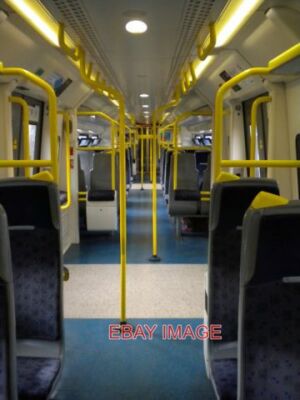 FOTO SÜDÖSTLICHE S-BAHN INNENRAUM NEUE KREUZUNG ZUR LONDON BRÜCKE 2010
