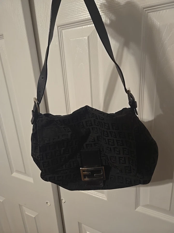 Fendi Mamma Baguette Wallet And Sunglasses Plus Two Original Sleeping Bags - Image 2 of 4