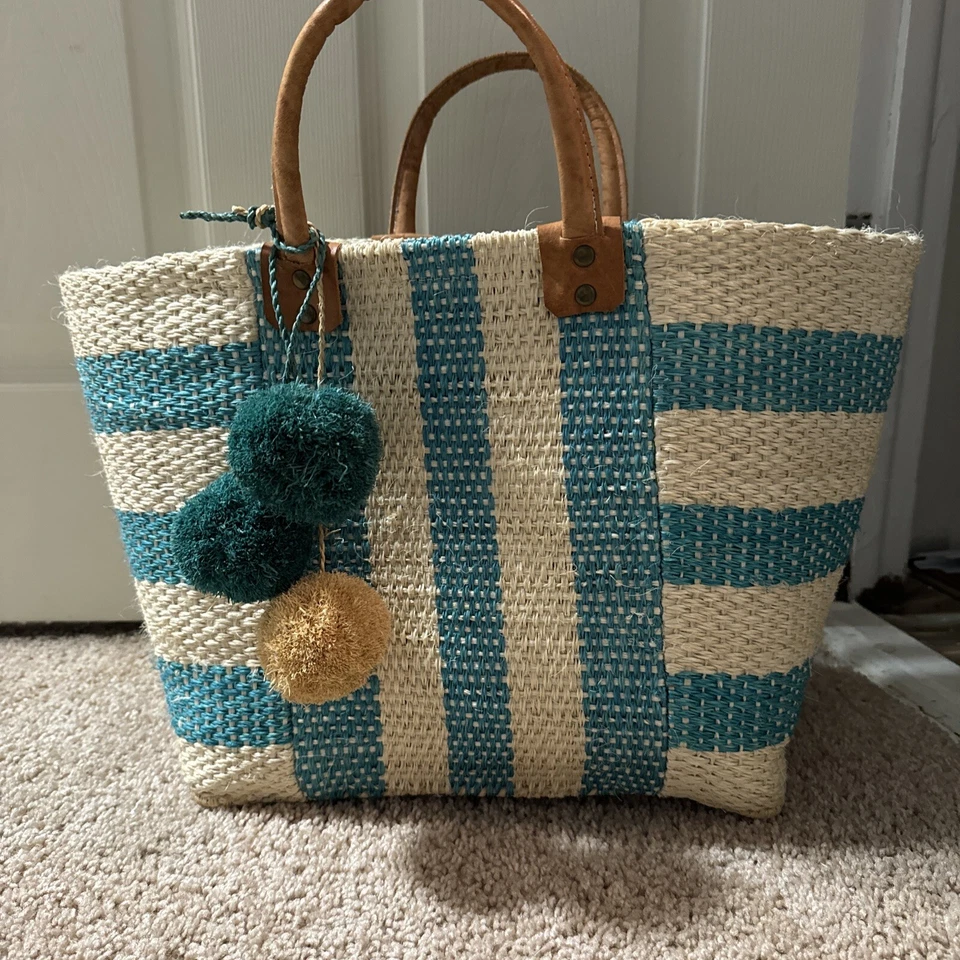 Mar Y Sol beach tote bag, Raffia Tote. Aqua And Beige Straw Bag. New. Pool Bag - Image 2 of 4