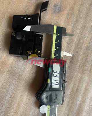 Interruttore CAPAX-03 MOD 35-83 – 7(7)A 250V AC, Regolabile Per 230V, 5E4, Nuovo