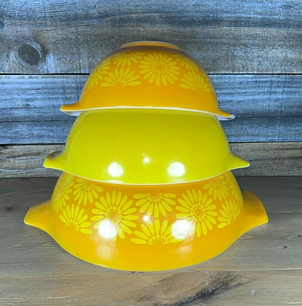 Vtg Pyrex Mixing Bowl Set Daisy Sunflower Cinderella Orange Yellow 444 443  442